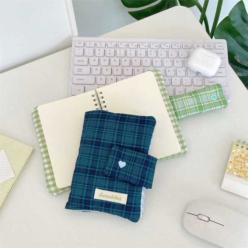 Green White Gingham Hand-journ - đánh giá và giá Laptop Sleeve