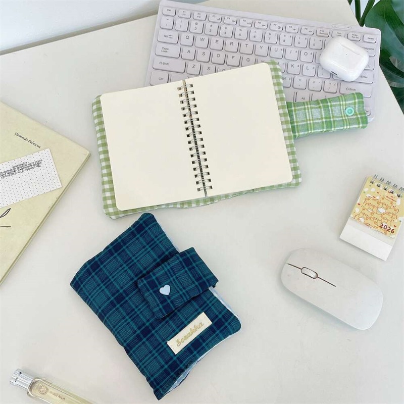 Green White Gingham Hand-journ - đánh giá và giá Laptop Sleeve